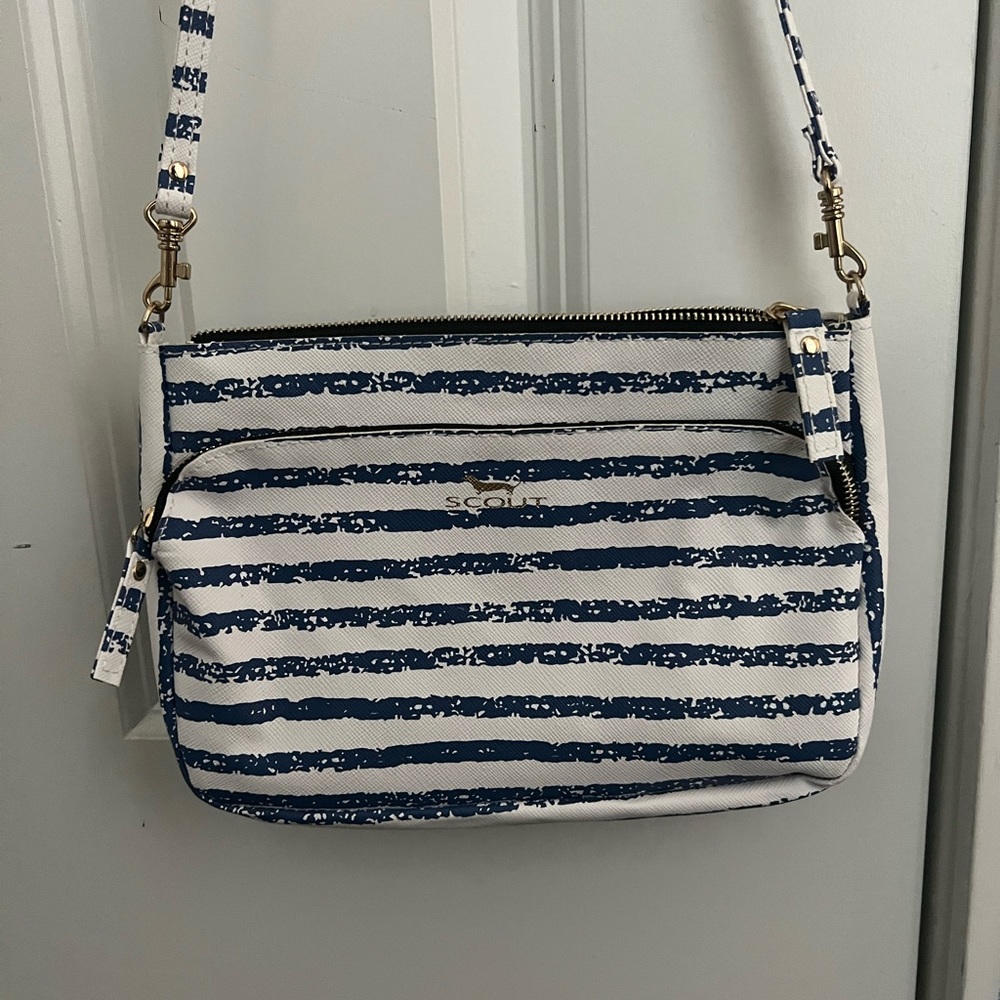 Scout crossbody bag